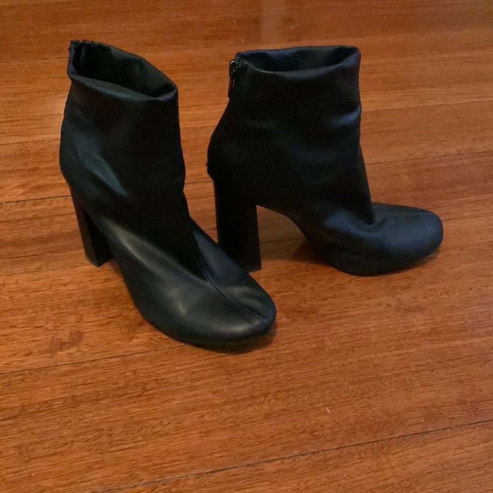 Tony Bianco high ankle boots - Picture 1 of 2